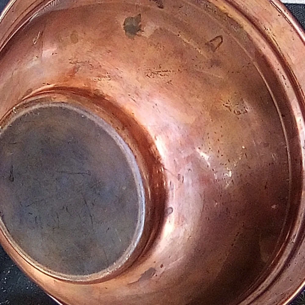 Vintage Solid Copper Fruit Bowl. - Picture 3 of 4